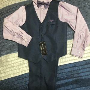 Great for EASTER!!  Brand New Never WORN Boys 4PC Suit Size 10R